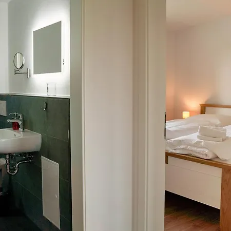 Hafen Im Gaestehaus Alter Holzhafen - Abc5 *